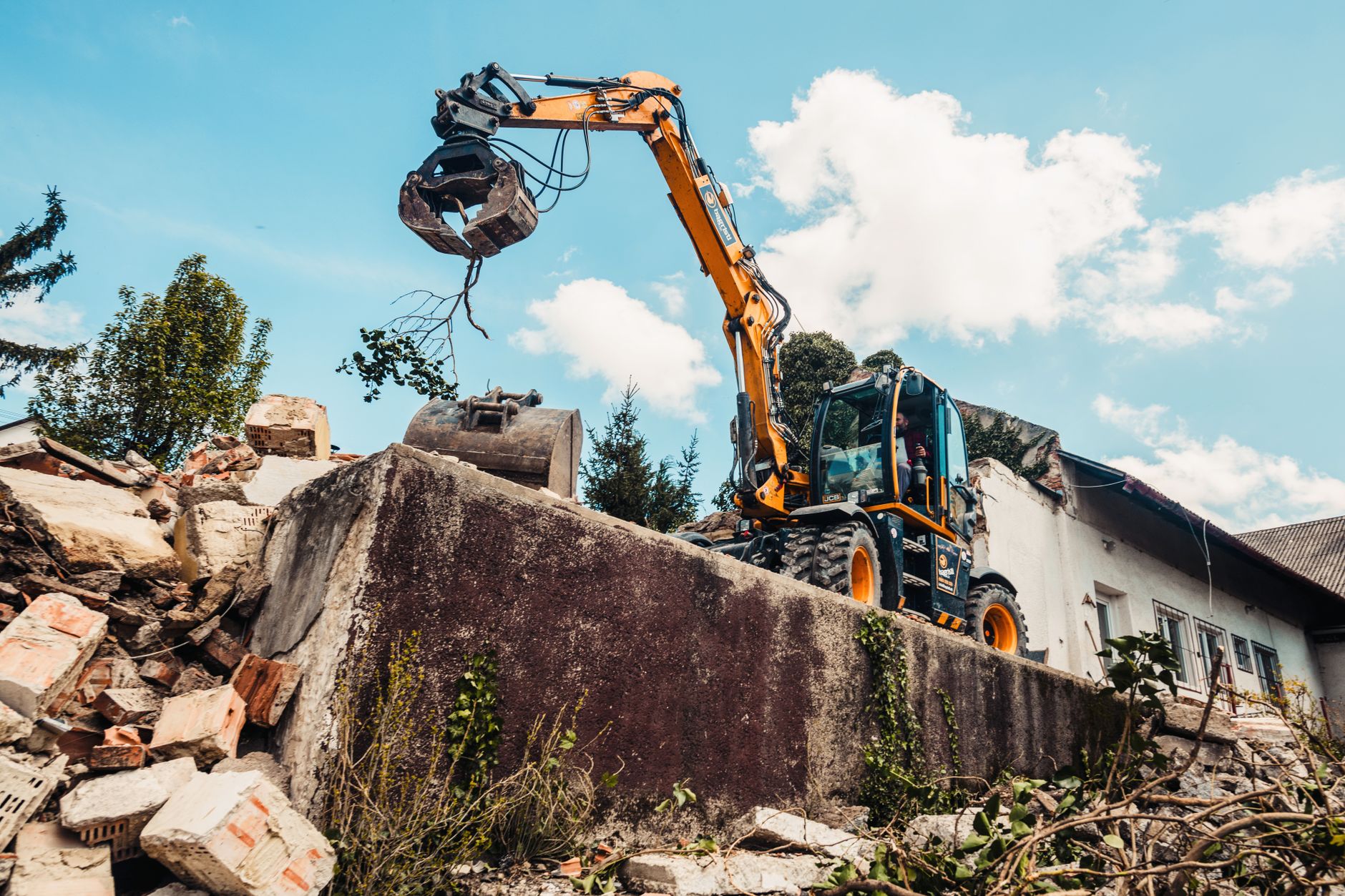 Entreprise de démolition équipe à Ajaccio